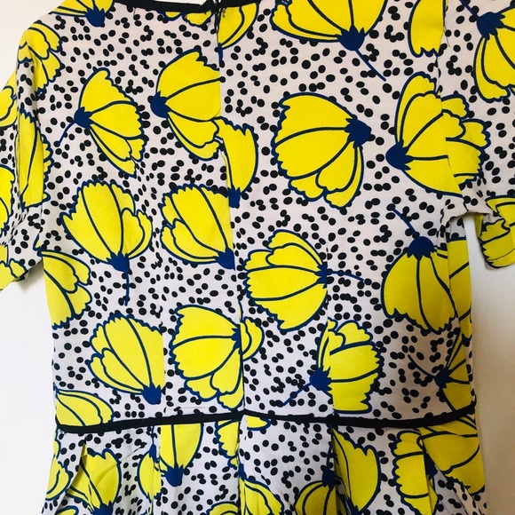 Blouse with raffles - Picture 2 of 3